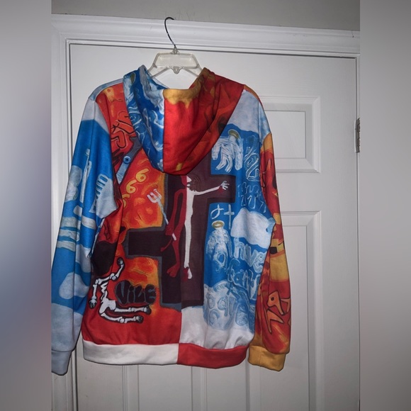 Heaven 😇or Hell👹 hoodie size M - Picture 5 of 13